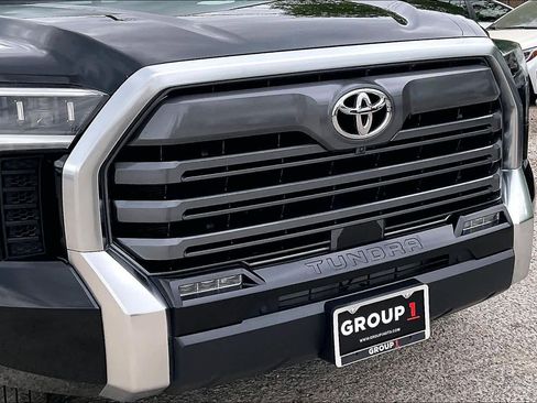 Used 2024 Toyota Tundra Limited AWD/4WD image 29