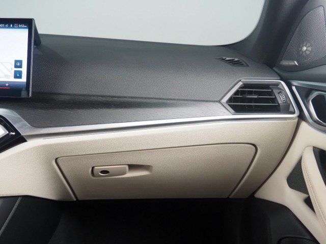 Used 2024 BMW i4 eDrive35 w/ Premium Package RWD image 50