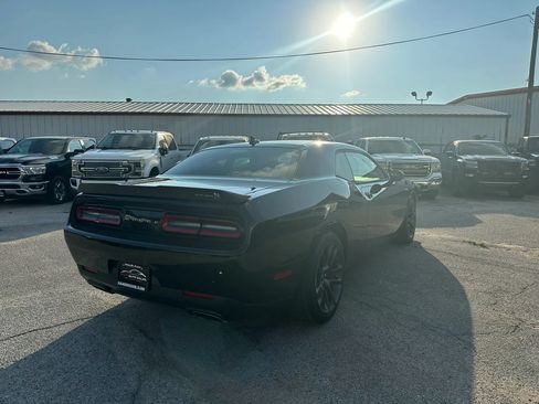 Used 2021 Dodge Challenger R/T Scat Pack RWD image 5