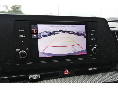 Used 2023 Kia Sportage LX FWD image 24