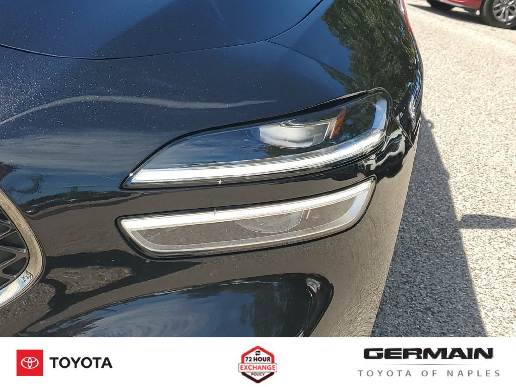 Used 2023 Genesis G70 2.0T w/ Sport Prestige Package RWD image 16