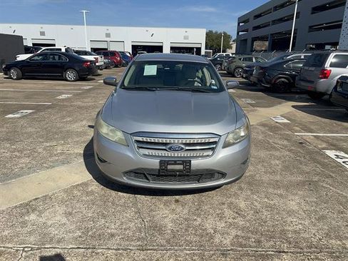 Used 2011 Ford Taurus Limited w/ 303A Rapid Spec Order Code image 2