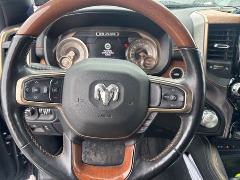 Used 2019 RAM 1500 Limited image 5