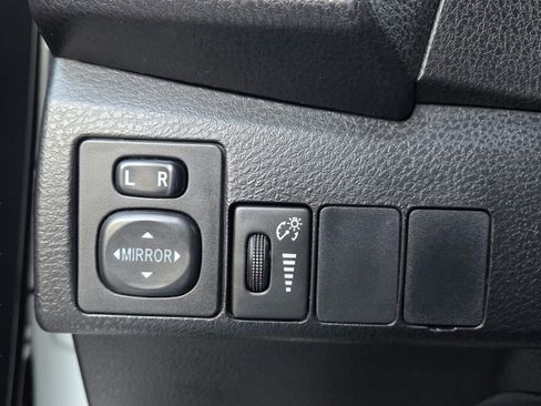 Used 2016 Toyota Corolla S image 27