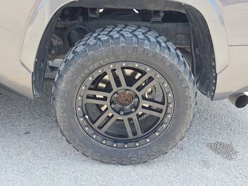 Used 2022 Toyota Tundra Limited RWD image 34