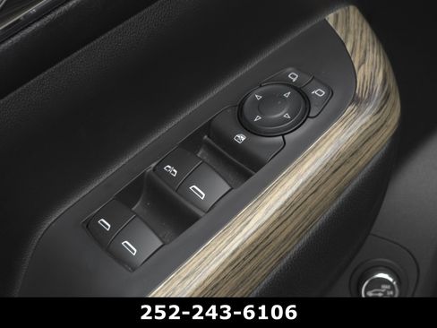 Used 2017 GMC Acadia Denali w/ Technology Package image 25