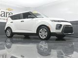 Used 2020 Kia Soul LX image 2