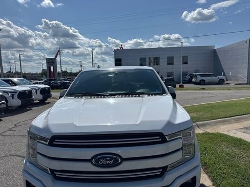 Used 2018 Ford F150 Lariat w/ Equipment Group 502A Luxury AWD/4WD image 2