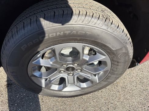 New 2025 Ford Maverick XLT image 16