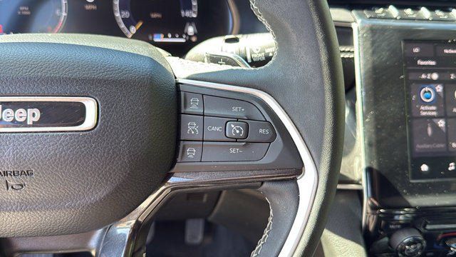 Used 2023 Jeep Grand Cherokee L Laredo AWD/4WD image 17