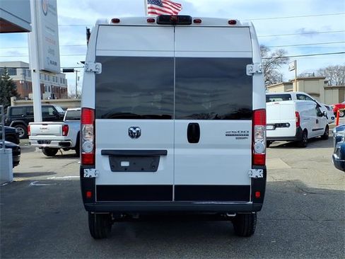 Used 2024 RAM ProMaster 2500 image 6