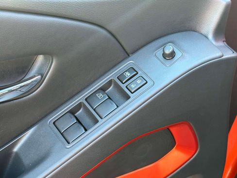 Used 2025 Nissan Frontier Pro-X w/ Pro Premium Package image 17