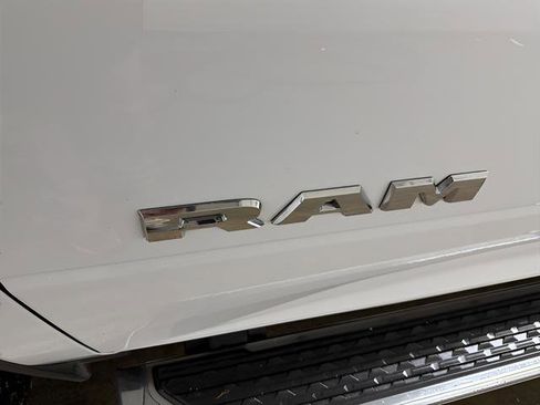 Used 2024 RAM 2500 Big Horn image 9