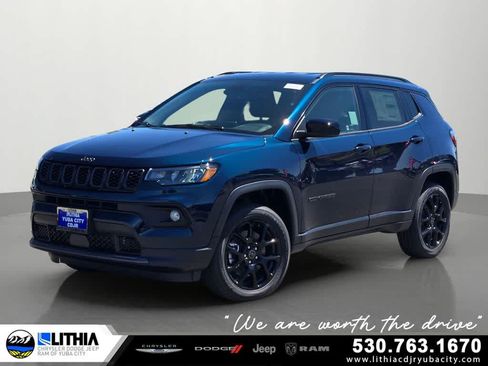 New 2026 Jeep Compass Latitude AWD/4WD image 1