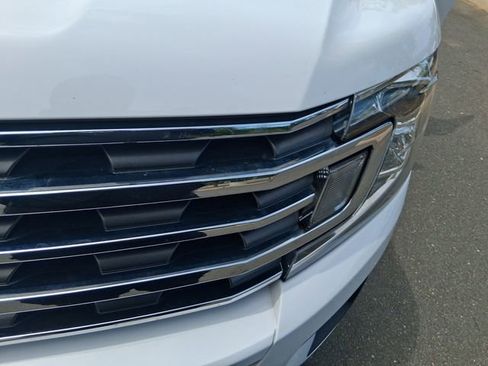 Used 2020 Ford Expedition XLT w/ Equipment Group 202A AWD/4WD image 20