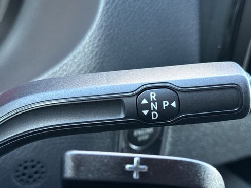 Used 2025 Mercedes-Benz Sprinter 2500 image 22