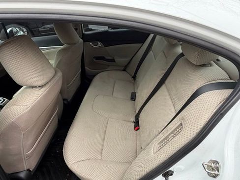 Used 2015 Honda Civic Hybrid Sedan image 17