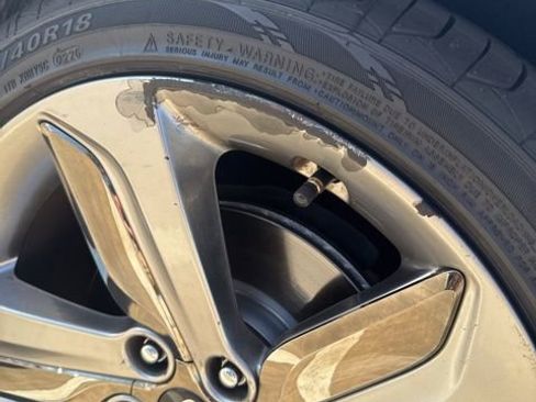 Used 2015 Hyundai Veloster Turbo FWD image 12