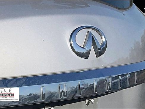 Used 2021 INFINITI QX80 Sensory w/ All-Season Package image 8