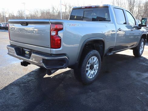 New 2026 Chevrolet Silverado 3500 LT w/ Safety Package image 24