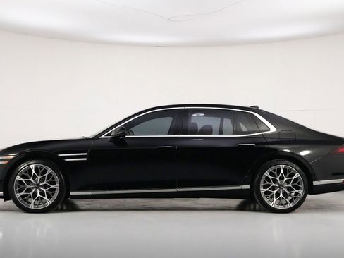 Used 2024 Genesis G90 3.5T image 9