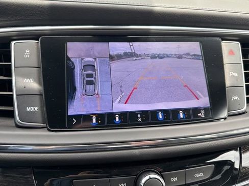 Used 2021 Buick Enclave Avenir w/ Avenir Technology Package AWD/4WD image 8