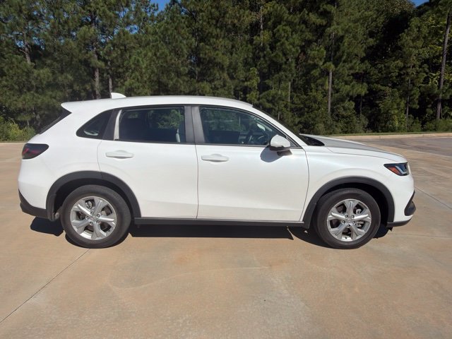 Used 2025 Honda HR-V LX image 8