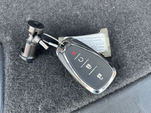 Used 2025 Chevrolet Blazer LT FWD image 25