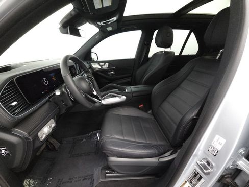 Used 2024 Mercedes-Benz GLE 450 4MATIC w/ AMG Line Exterior image 8