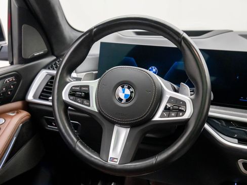 Certified 2024 BMW X7 xDrive40i w/ Executive Package image 10