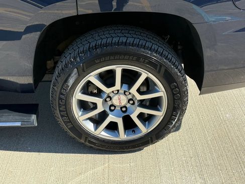 Used 2019 GMC Yukon Denali AWD/4WD image 48