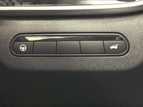 Used 2025 INFINITI QX60 Luxe AWD/4WD image 32