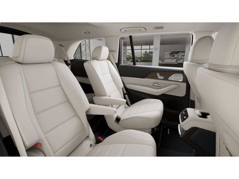 Used 2025 Mercedes-Benz GLS 450 GLS 450 image 5