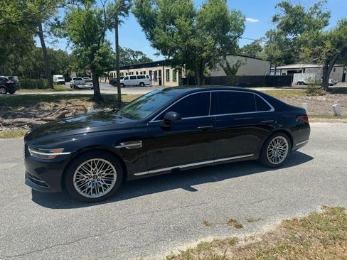 Used 2022 Genesis G90 3.3T Premium RWD image 12