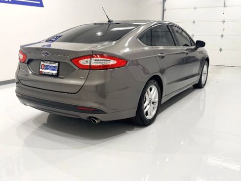 Used 2013 Ford Fusion SE image 14