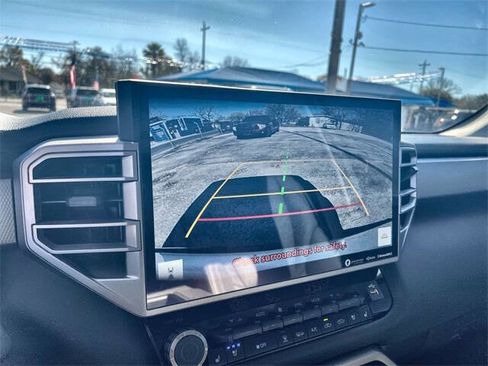 Used 2023 Toyota Tundra Limited w/ Power Package image 14