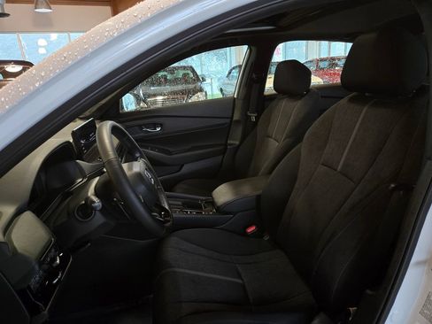 Used 2023 Honda Accord Sport image 14