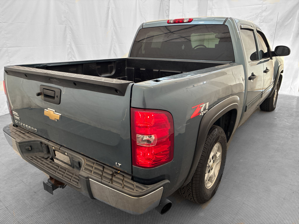 Used 2009 Chevrolet Silverado 1500 LT w/ Power Pack Plus AWD/4WD image 6