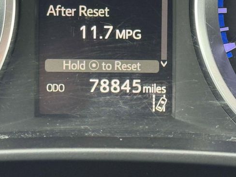 Used 2019 Toyota Highlander LE image 25