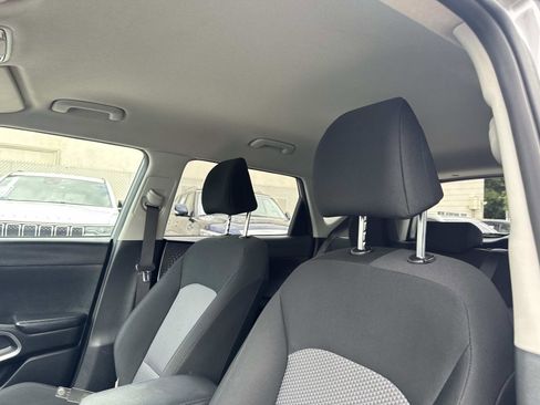 Used 2023 Kia Soul LX FWD image 14