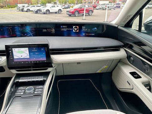 New 2026 Lincoln Nautilus Premier w/ Equipment Group 102A image 20
