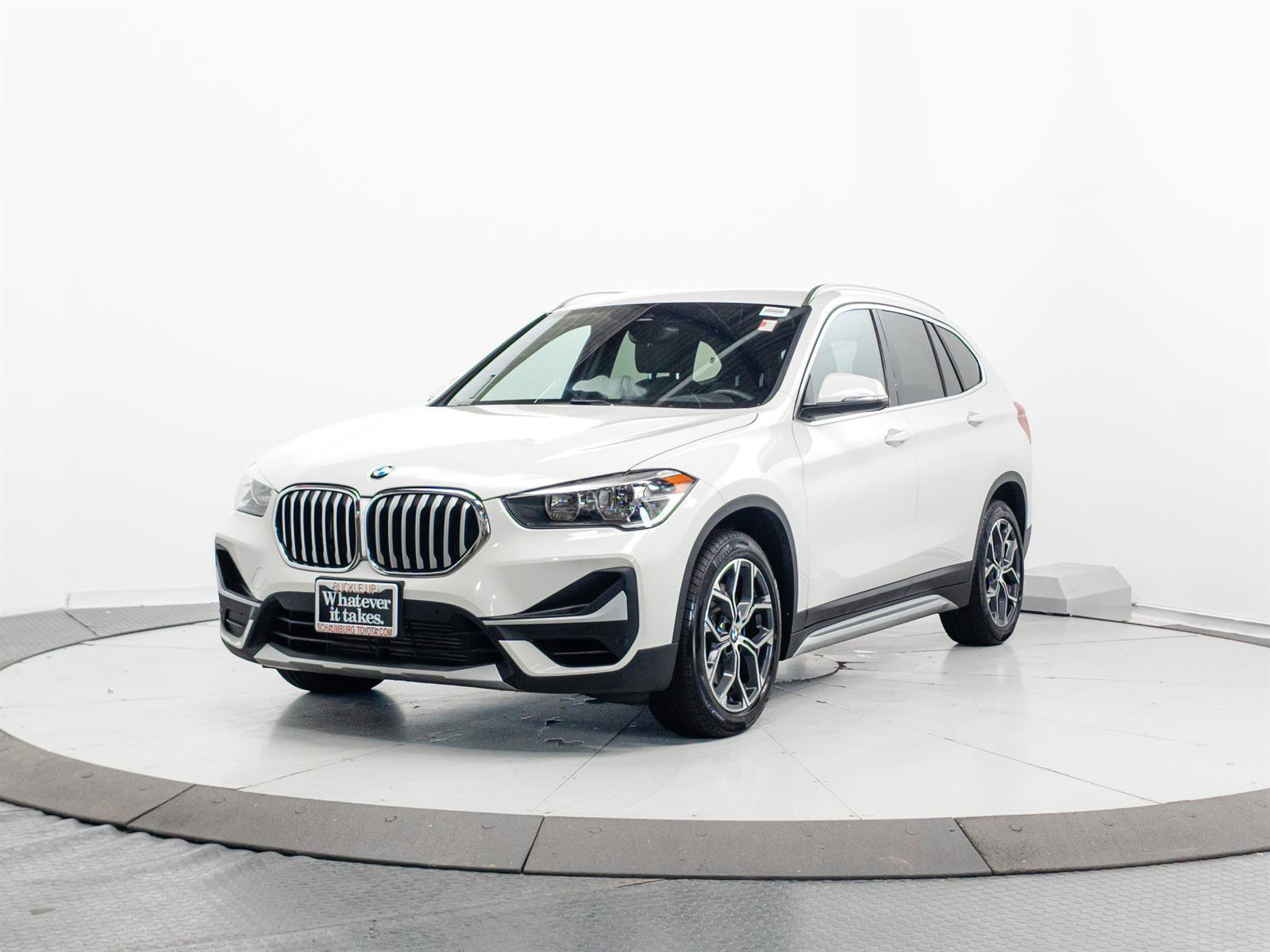 Used 2021 BMW X1 xDrive28i AWD/4WD image 3