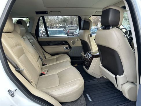Used 2018 Land Rover Range Rover Long Wheelbase Supercharged image 16