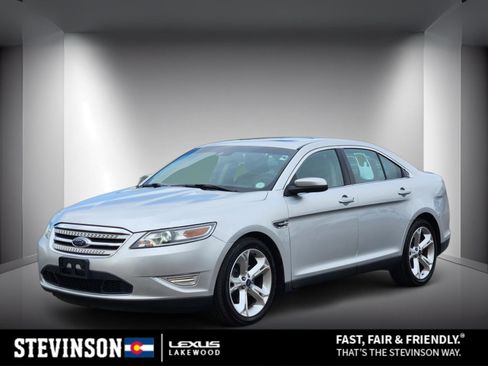 Used 2010 Ford Taurus SHO image 1