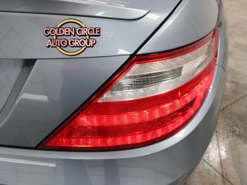 Used 2012 Mercedes-Benz SLK 350 image 24