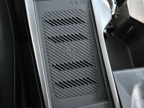 Used 2024 Kia EV6 Light image 32