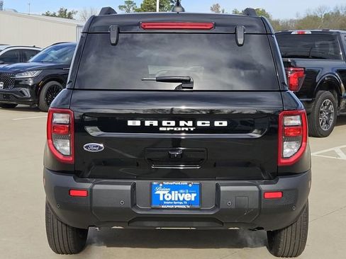 New 2025 Ford Bronco Sport Outer Banks image 8