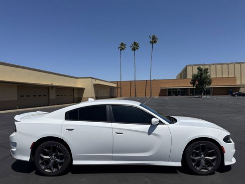 Used 2019 Dodge Charger GT RWD image 8