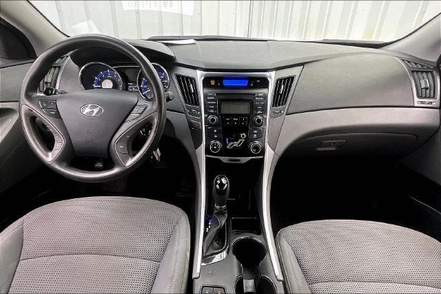 Used 2013 Hyundai Sonata GLS w/ Popular Equipment Pkg FWD image 14