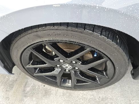 Used 2024 Honda Civic Sport image 8
